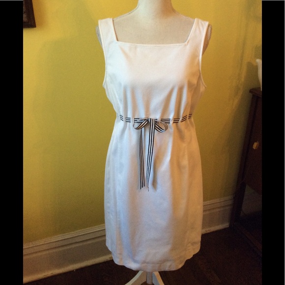 Noviello-Bloom White Sleeveless Empire Dress Sz 12 - Picture 1 of 14